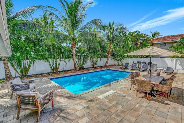 Oakland Ocean Mile, 2740 NE 30th Pl #1, Fort Lauderdale, Florida 33306, image 1