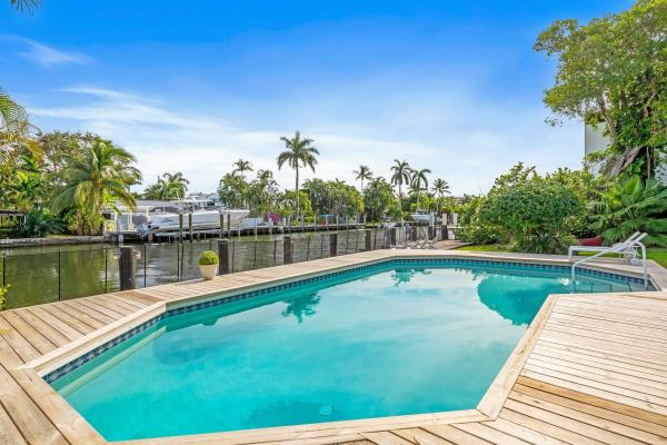 Riviera Isles, 512 SE 25th Ave, Fort Lauderdale, Florida 33301, image 1