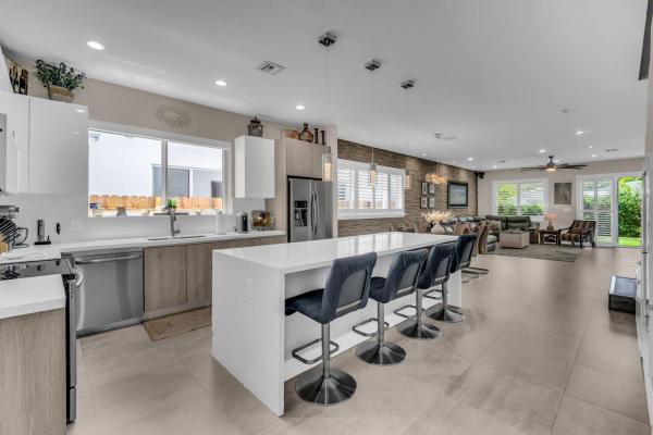 Seawanna, 807 SW 7th Ave, Fort Lauderdale, Florida 33315, image 1