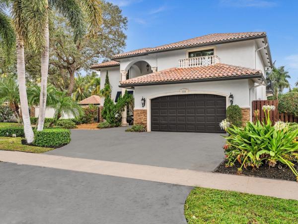 Royal Oaks Hills, 749 SW 2nd St, Boca Raton, Florida 33486, image 1