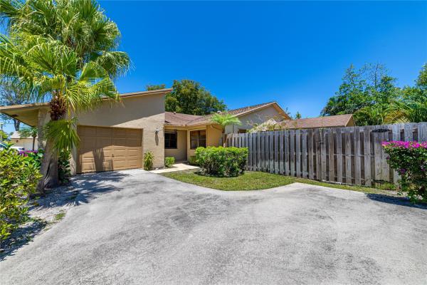 Rainberry Bay, 801 NW 25th Ave #801, Delray Beach, Florida 33445, image 1