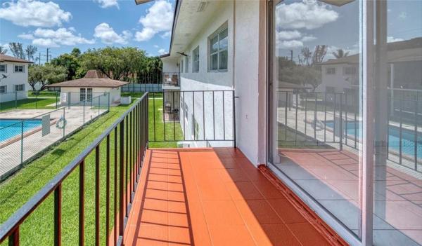 La Fuente, 9520 SW 8th St #222, Westchester, Florida 33174, image 3