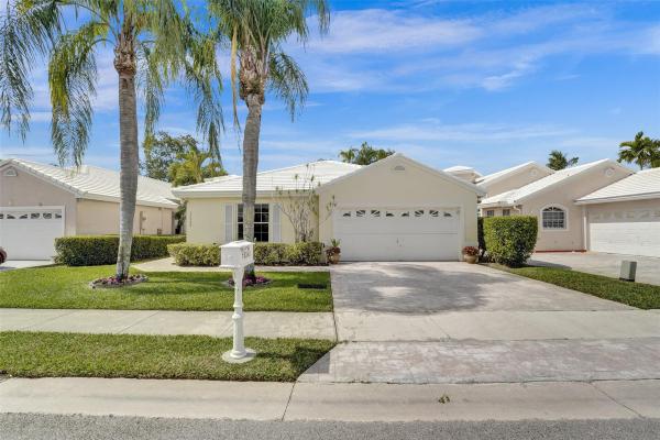 Wilshire, 15240 Wilshire Way, Pembroke Pines, Florida 33027, image 1