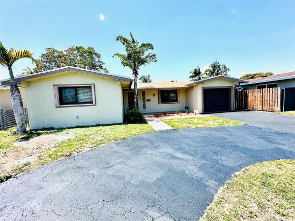 Boulevard Heights, 1120 NW 83rd Way, Pembroke Pines, Florida 33024, image 1