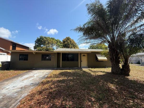 Palm Beach Lakes South, 412 S Chillingworth Dr, West Palm Beach, Florida 33409, image 1