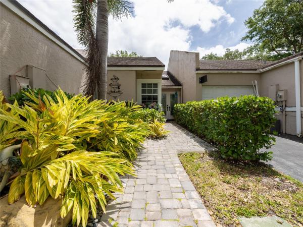 The Lakes, 5104 NW 11th Dr #5104, Deerfield Beach, Florida 33064, image 1