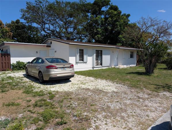 Lake Forest, 3421 SW 40th Ave, West Park, Florida 33023, image 1