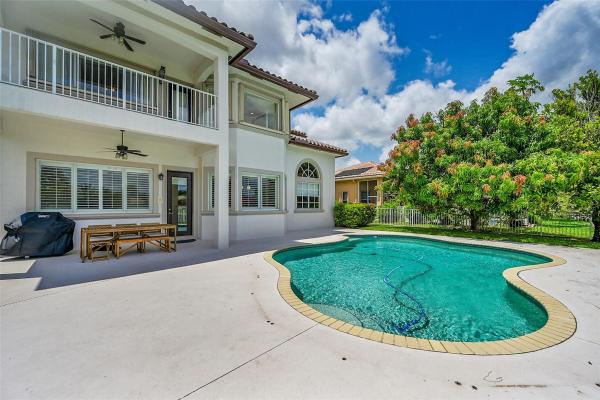Bay Pointe, 4835 NW 124th Way, Coral Springs, Florida 33076, image 1