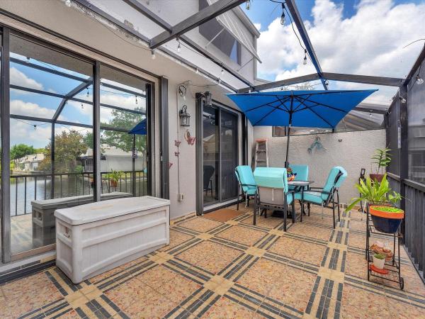 Villas Lakes, 1521 NW 113th Ter, Pembroke Pines, Florida 33027, image 2