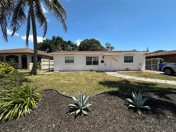 Oak Grove, 1101 SW 32nd Ct, Fort Lauderdale, Florida 33315, image 1