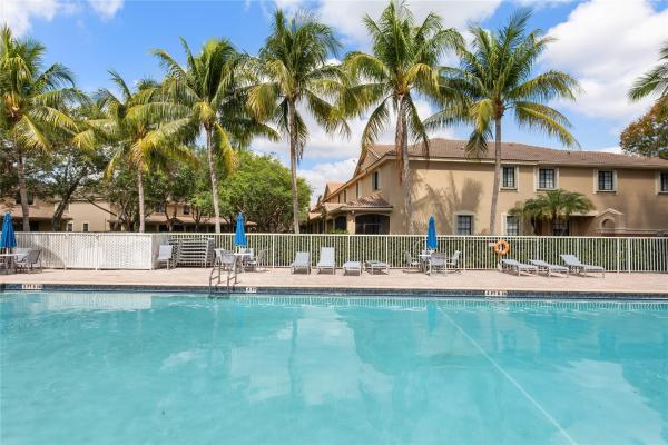 Courtyard At The Grove, 3916 Tree Top Dr, Weston, Florida 33332, image 1