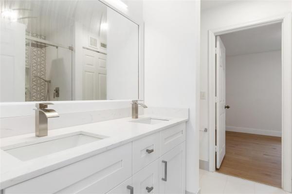Courtyard At The Grove, 3916 Tree Top Dr, Weston, Florida 33332, image 2