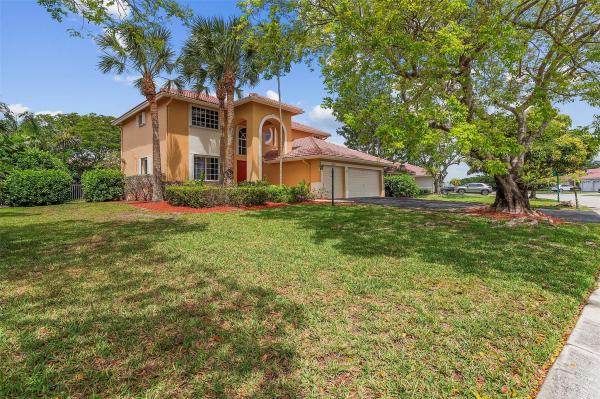 Kensington Commons, 5408 NW 109th Ln, Coral Springs, Florida 33076, image 1
