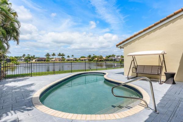 Boca Lake Estates, 7025 NW 2nd Ter, Boca Raton, Florida 33487, image 2