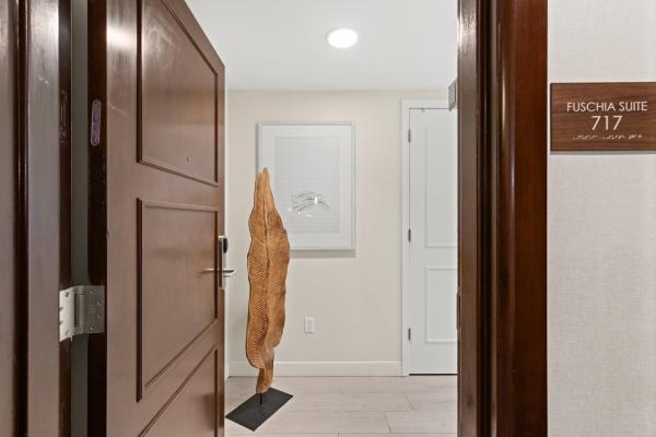 The Q Club Resort & Residences, 505 N Fort Lauderdale Beach Blvd #717, Fort Lauderdale, Florida 33304, image 2