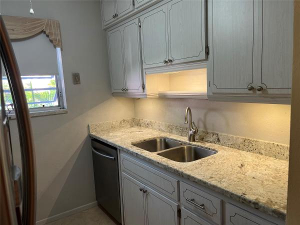 Beach Shore, 700 Bayshore Dr #14, Fort Lauderdale, Florida 33304, image 1