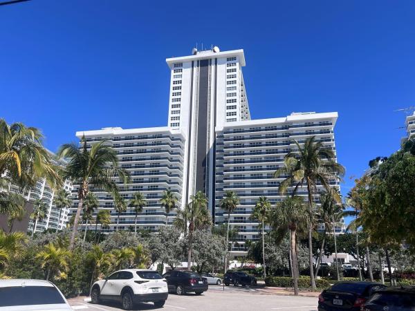Playa Del Sol, 3500 Galt Ocean Dr #1103, Fort Lauderdale, Florida 33308, image 1