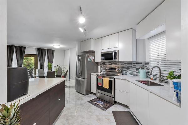 Plantation Club, 6855 W Broward Blvd #302, Plantation, Florida 33317, image 1