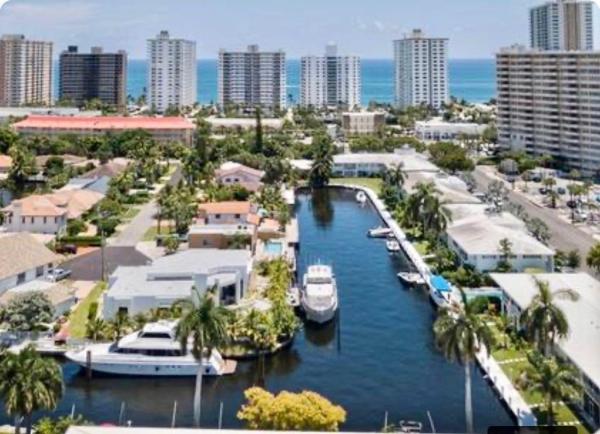 Germaine Terrace, 3223 NE 36th St #6, Fort Lauderdale, Florida 33308, image 1