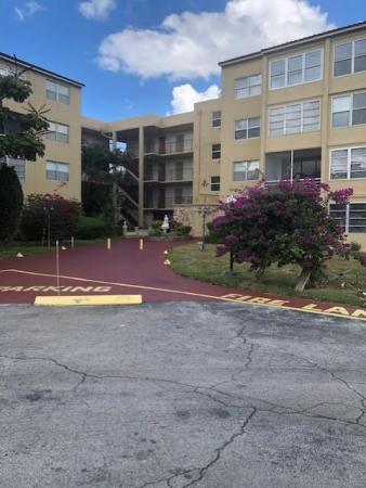 Somerset, 2801 Somerset Dr #209, Lauderdale Lakes, Florida 33311, image 1