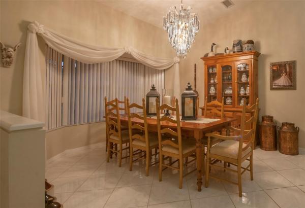 Pasadena Estates, 711 NW 193rd Ave, Pembroke Pines, Florida 33029, image 2