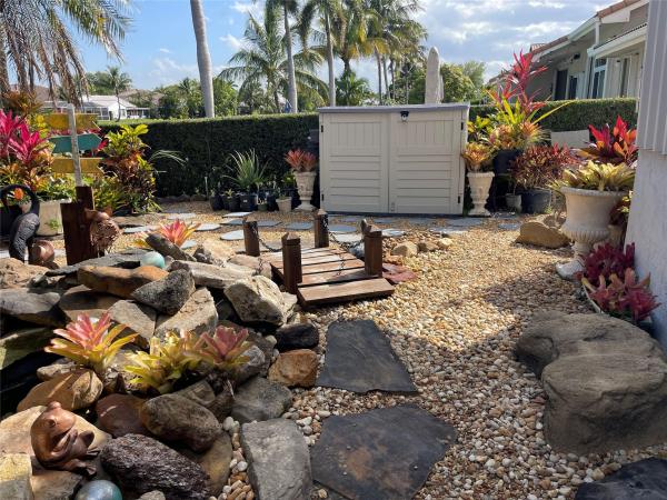 Pasadena Estates, 711 NW 193rd Ave, Pembroke Pines, Florida 33029, image 3
