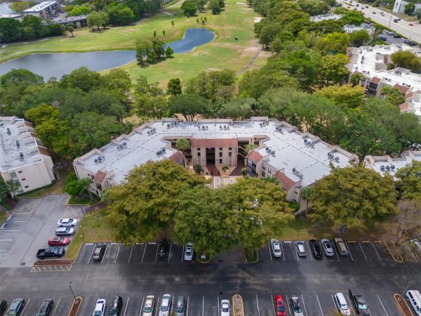 Concord Village, 6751 N University Dr #324, Tamarac, Florida 33321, image 1