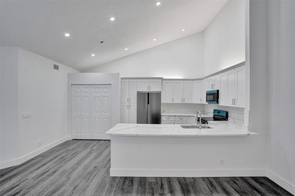 Westchester Townhouses, 4343 Woodstock Dr #B, West Palm Beach, Florida 33409, image 1