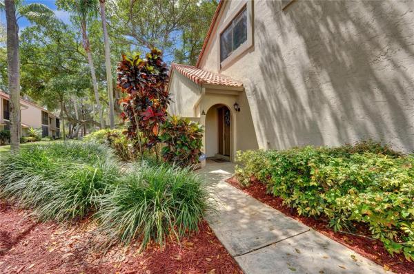 Coach Houses Of Town Place, 5530 Coach House Cir #A, Boca Raton, Florida 33486, image 1