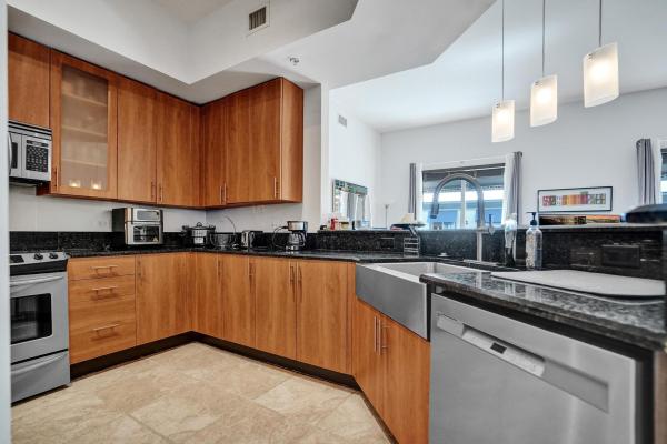 Wilton Station, 2601 NE 14th Ave #505, Wilton Manors, Florida 33334, image 1