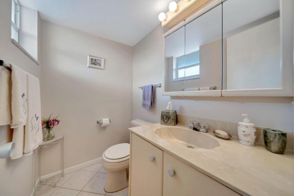 Kings Park Garden, 4025 N Federal Hwy #221A, Fort Lauderdale, Florida 33308, image 1