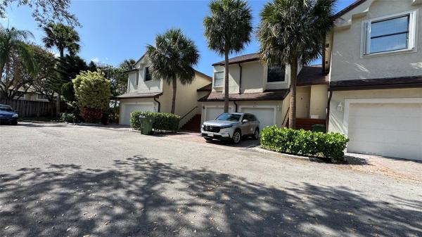 The Park At Tanglewood Lakes, 9571 SW 1st Ct, Pembroke Pines, Florida 33025, image 1