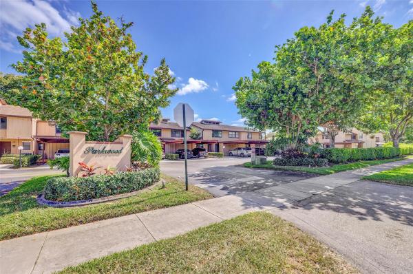 Parkwood, 9926 Royal Palm Blvd #9926, Coral Springs, Florida 33065, image 1
