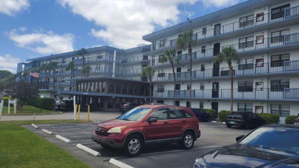 Isle Of Boca Dunes, 9235 SW 8th St #311, Boca Raton, Florida 33428, image 1