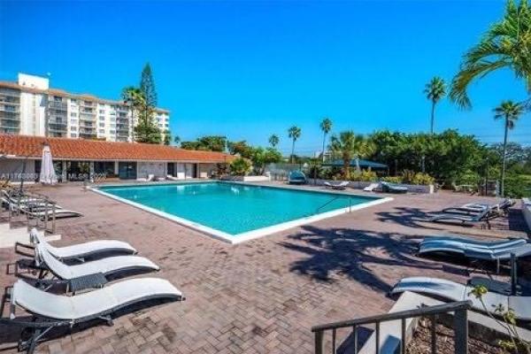 The Manors Of Inverrary, 4158 Inverrary Dr #111, Lauderhill, Florida 33319, image 1