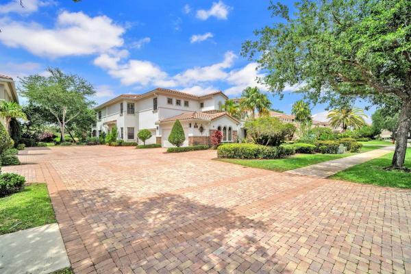 7601 Old Thyme Ct #4a, Pompano Beach, Florida 33076, image 1