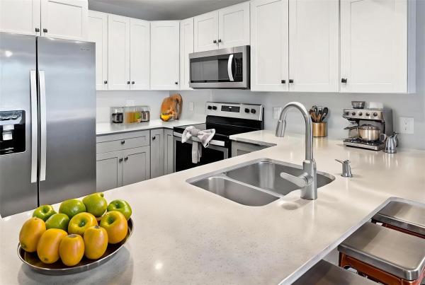 River Manor, 3004 NE 5th Ter #317-C, Wilton Manors, Florida 33334, image 2