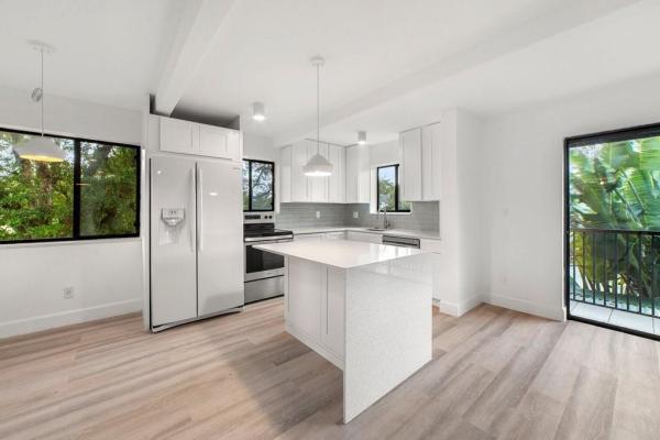 Village Townhouse Pompano Beach, 1125 S Flagler Ave #515, Pompano Beach, Florida 33060, image 1