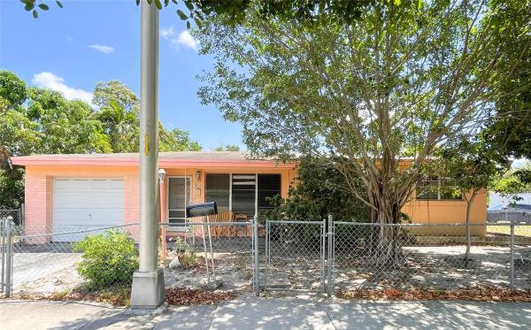 16101 NE 15th Ave, Miami, Florida 33162, image 1