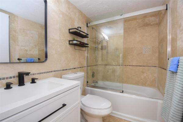 San Remo Golf & Tennis Club, 5200 E Club Cir #104, Boca Raton, Florida 33487, image 2