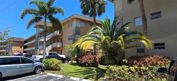 Camellia Gardens, 5031 W Oakland Park Blvd #C-105, Lauderdale Lakes, Florida 33313, image 1
