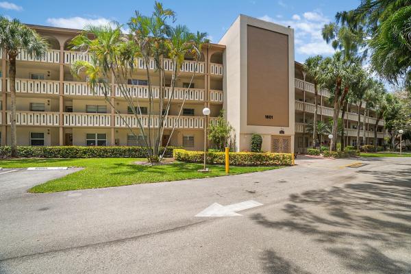 Abaco Village, 1601 Abaco Dr #D4, Coconut Creek, Florida 33066, image 1