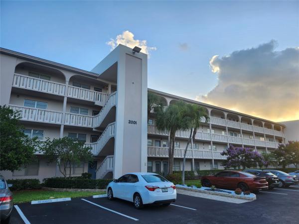 Granada Village, 2001 Granada Dr #C 3, Coconut Creek, Florida 33066, image 1