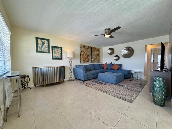 2142 NE 56th Ct #210, Fort Lauderdale, Florida 33308, image 1