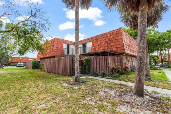 Village At Coral Lake, 1611 S Coral Ter, North Lauderdale, Florida 33068, image 1