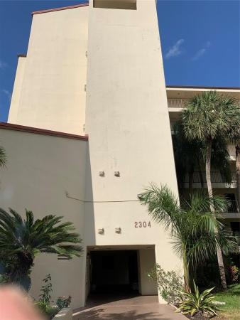 Cypress Bend, 2304 S Cypress Bend Dr #112, Pompano Beach, Florida 33069, image 1