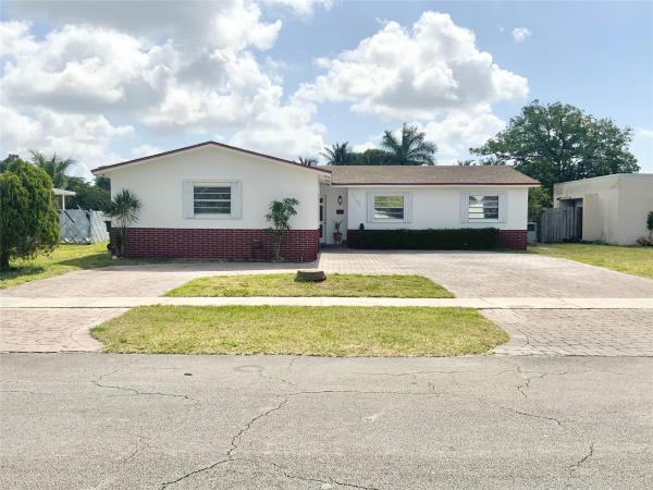 North Lauderdale Estates, 1104 Pinehurst, North Lauderdale, Florida 33068, image 1