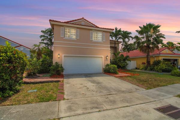 Kensington Park, 1301 NW 187th Ave, Pembroke Pines, Florida 33029, image 1