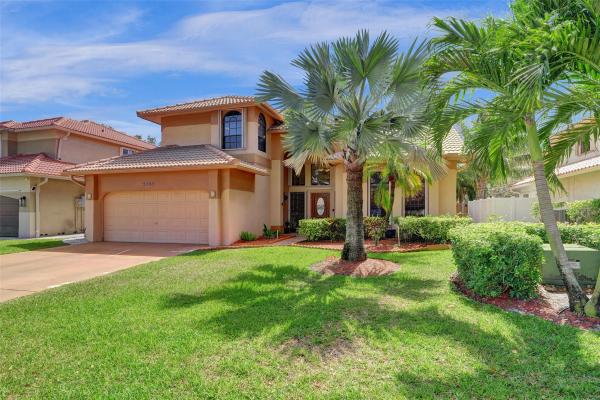 Le Cristal, 2565 Kerry Dr, Cooper City, Florida 33026, image 1