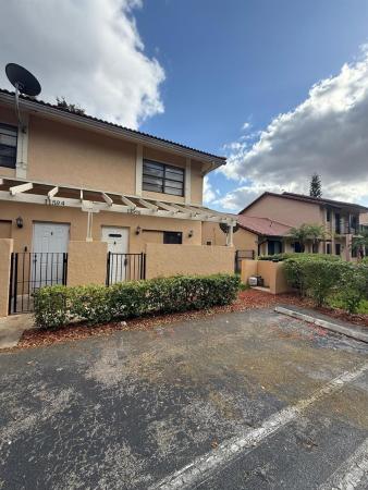 Townhouses Of Coral Springs, 11596 NW 45th St, Coral Springs, Florida 33065, image 1